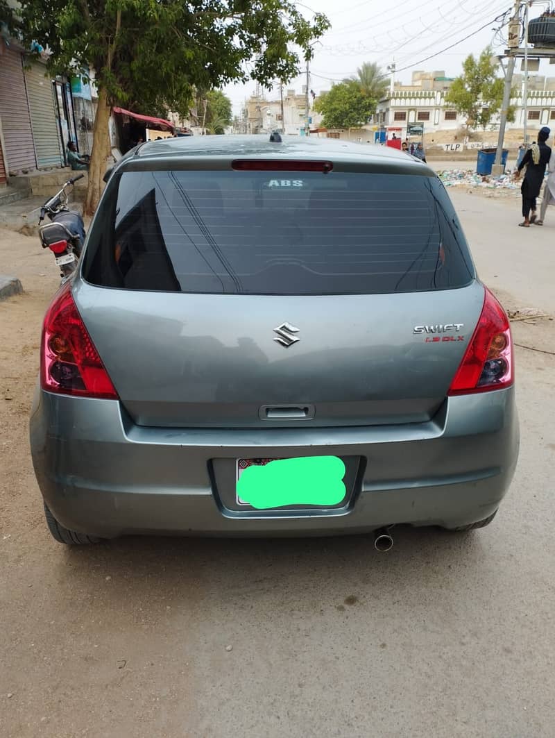 Suzuki Swift 2012 1