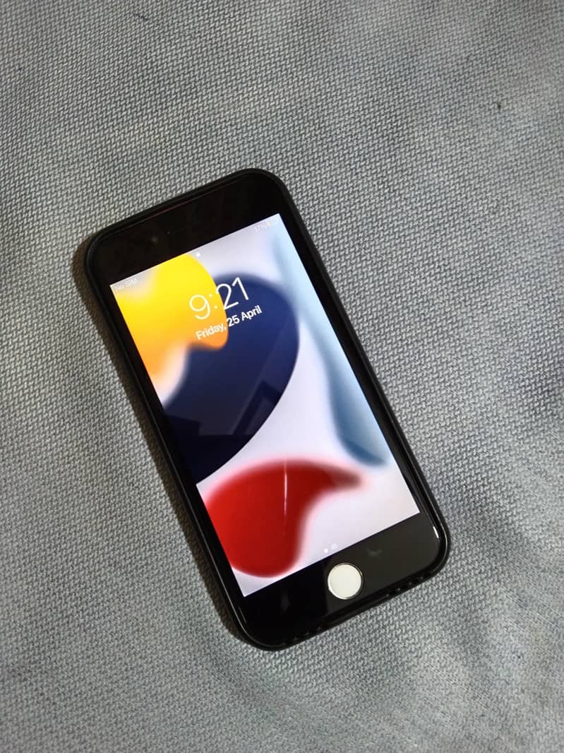 iPhone 7 – 128GB | PTA Approved | 03066778721 1