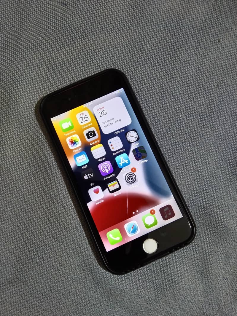 iPhone 7 – 128GB | PTA Approved | 03066778721 2
