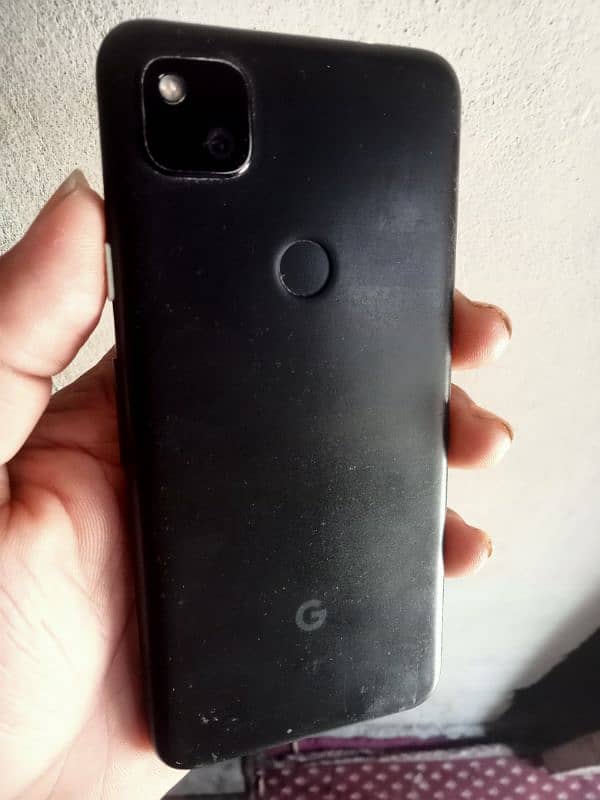 Google pixel 4a 3