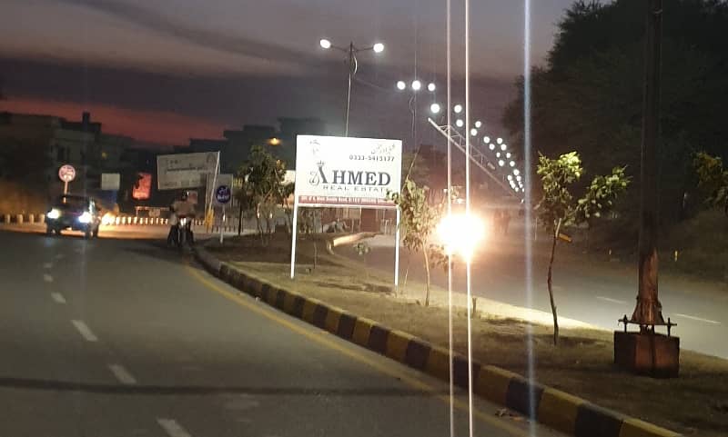 50x90 Possession Level Double Road Plot Available 23