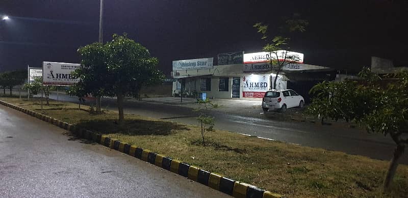 50x90 Possession Level Double Road Plot Available 42