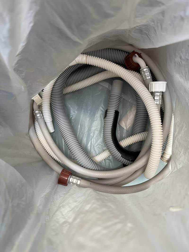 Unused Top Load Samsung Automatic Washing Machine (5kg) 7