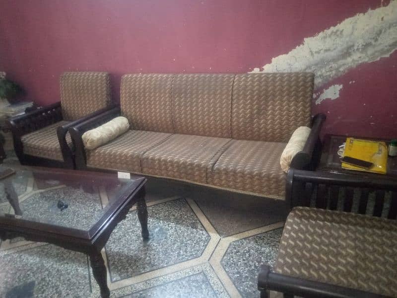 Sofa for sale home used 5 seater sofa 0