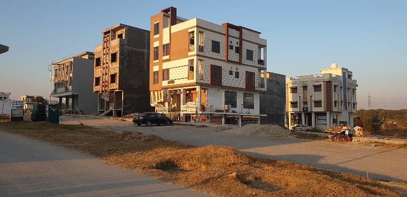 70x110 Plot Available Possession Level Plot 9