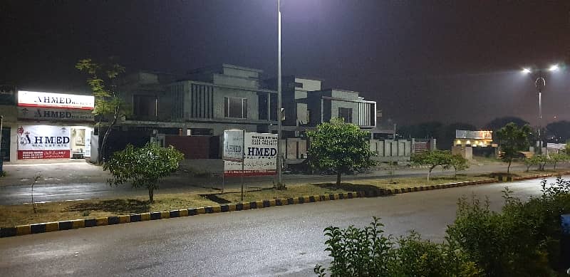 70x110 Plot Available Possession Level Plot 21