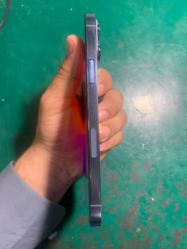 iPhone 13 Pro Max jv 3