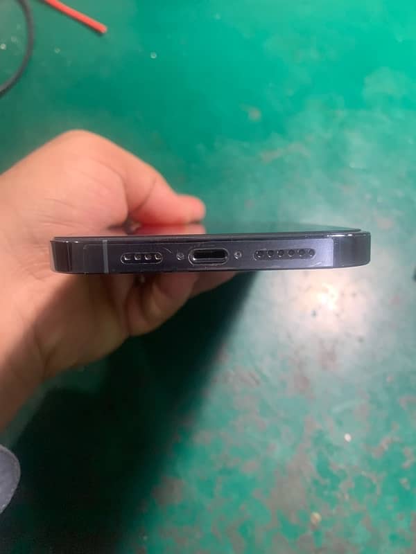 iPhone 13 Pro Max jv 5