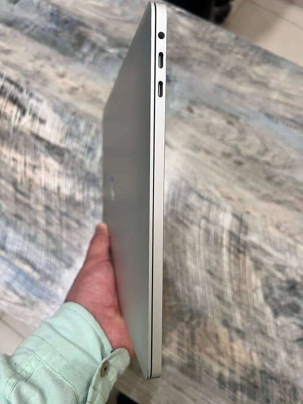Mac Pro 2019 13" 500 GB 3