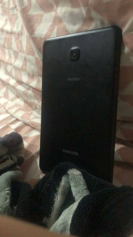 Snmsung A8 tablet 0