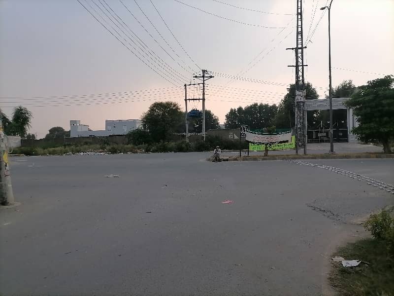 Residential Plot Of 5 Marla In Eden Boulevard - Block B For Sale 5
