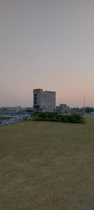 1 Kanal Commerical Plot For Sale 2