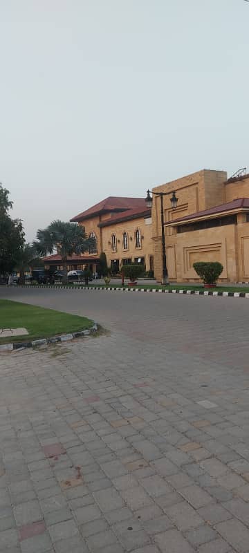 1 Kanal Commerical Plot For Sale 3