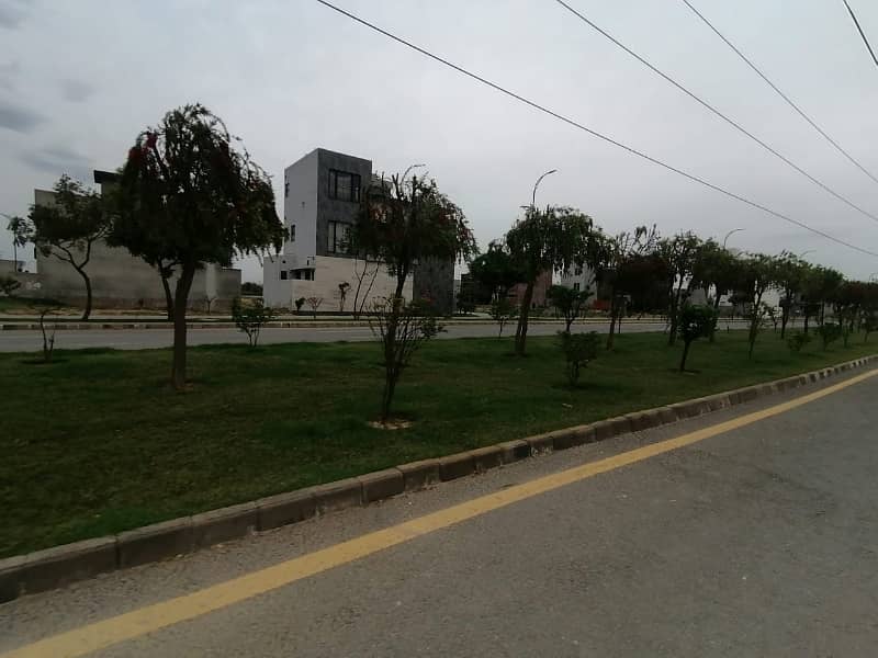 5 Marla Plot For Sale 3