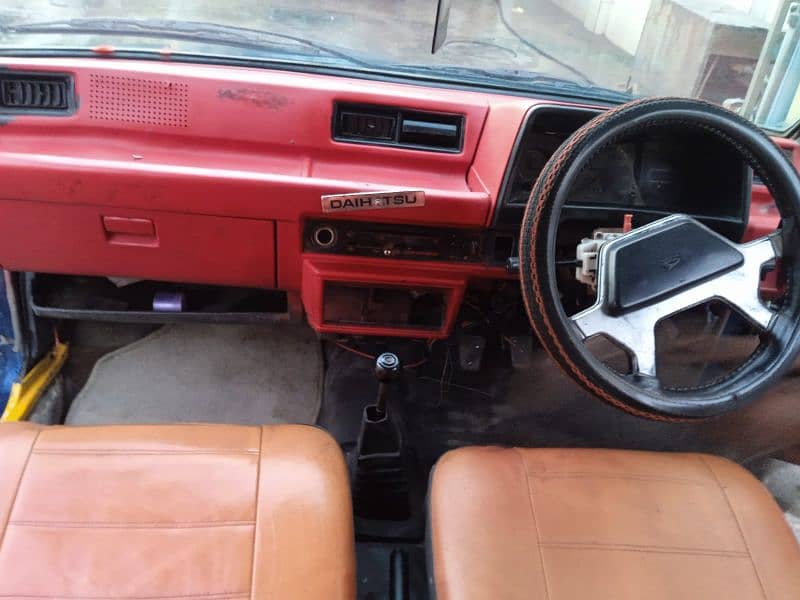 Daihatsu Charade 1984 2