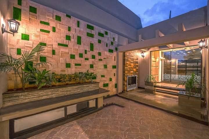 10 Marla Slightly Used Bungalow . (Picture Are Real) 2