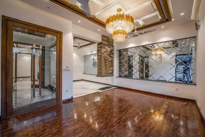10 Marla Slightly Used Bungalow . (Picture Are Real) 20