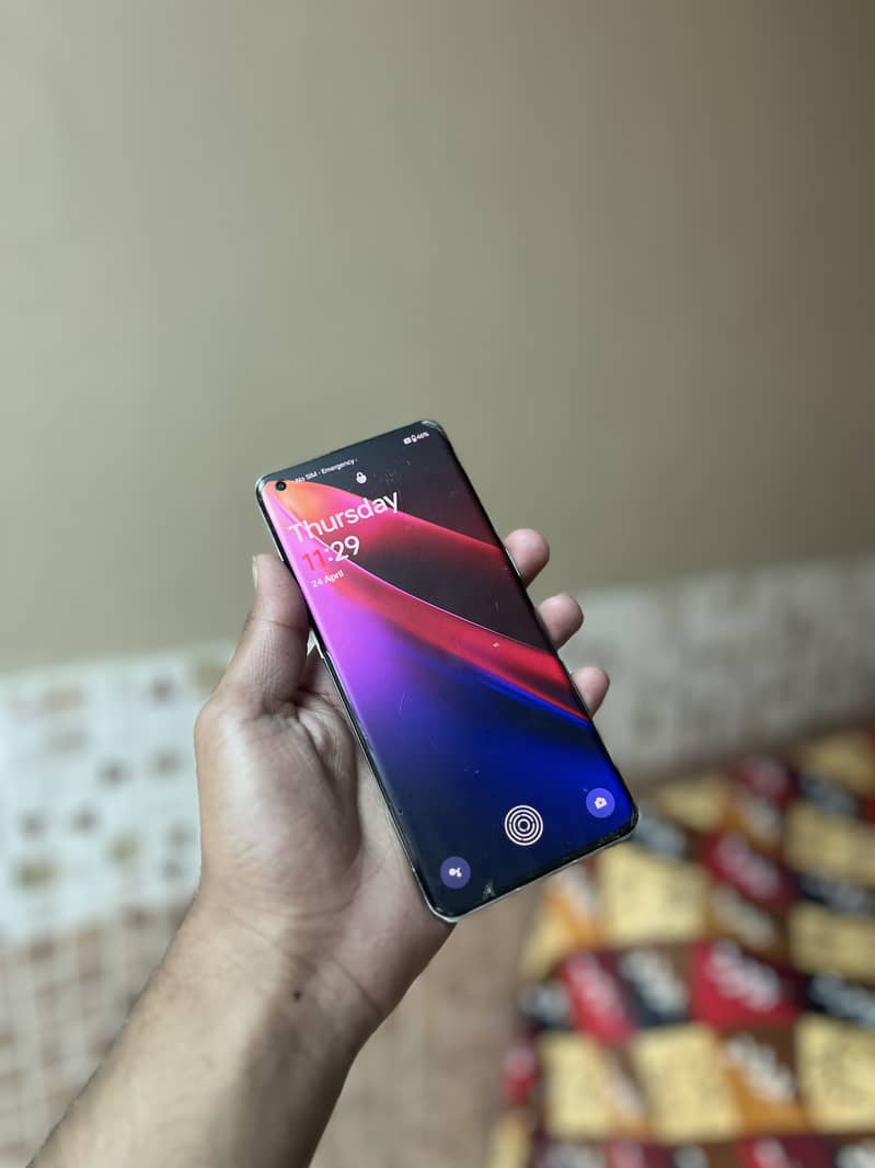 One plus 9 pro 4
