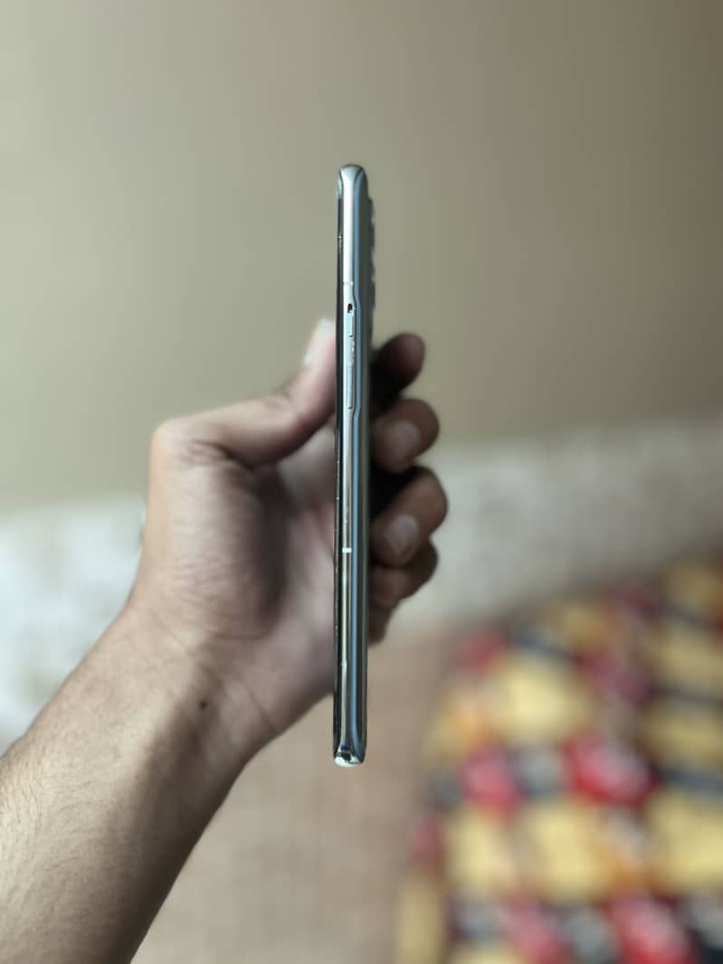 One plus 9 pro 5