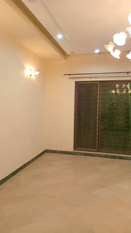 1 Kanal House for Rent DHA Phase 4, FF Block 12
