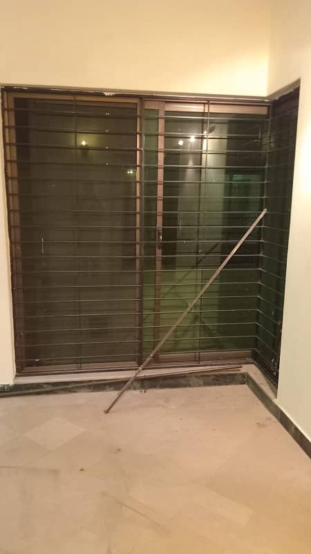 1 Kanal House For Rent In DHA Phase 4, FF Block Prime Location 9