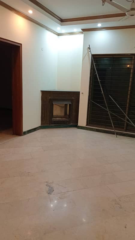 1 Kanal House For Rent In DHA Phase 4, FF Block Prime Location 14
