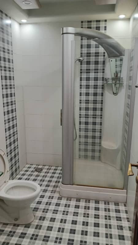 1 Kanal House For Rent In DHA Phase 4, FF Block Prime Location 21