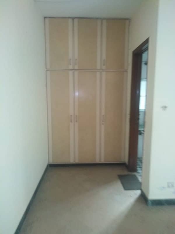 1 Kanal House For Rent In DHA Phase 4, FF Block Prime Location 25