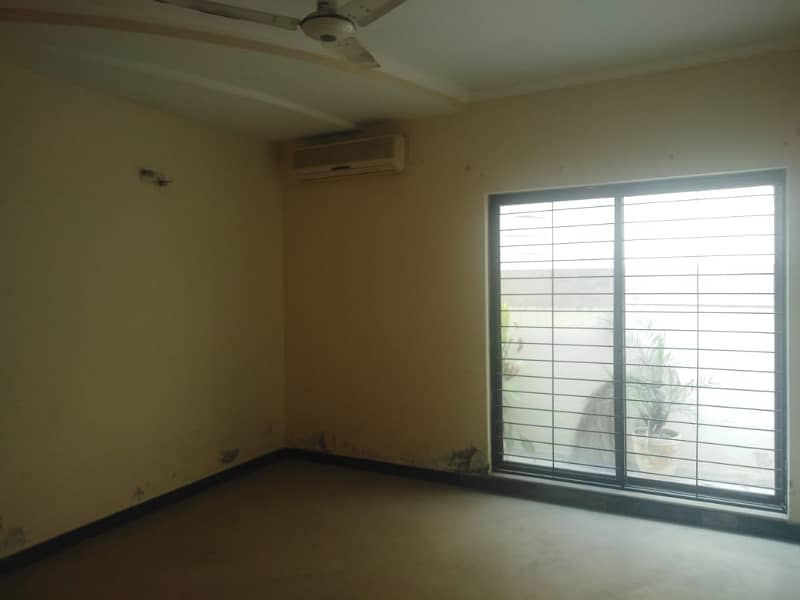 1 Kanal House For Rent In DHA Phase 4, FF Block Prime Location 27