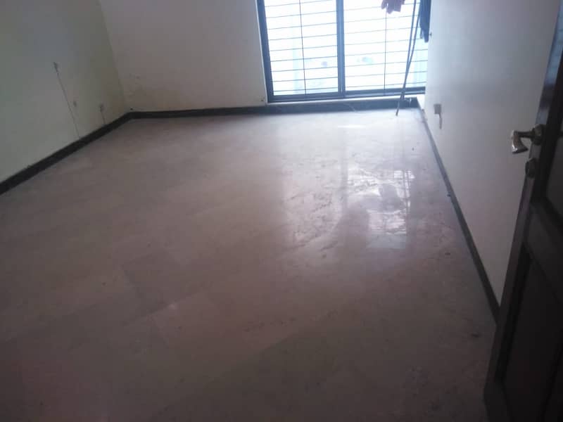 1 Kanal House For Rent In DHA Phase 4, FF Block Prime Location 29