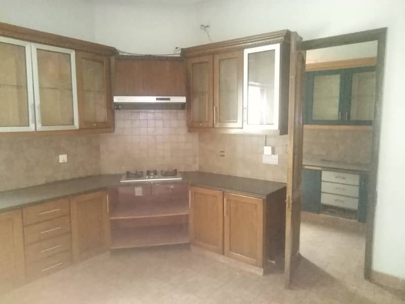 1 Kanal House For Rent In DHA Phase 4, FF Block Prime Location 33
