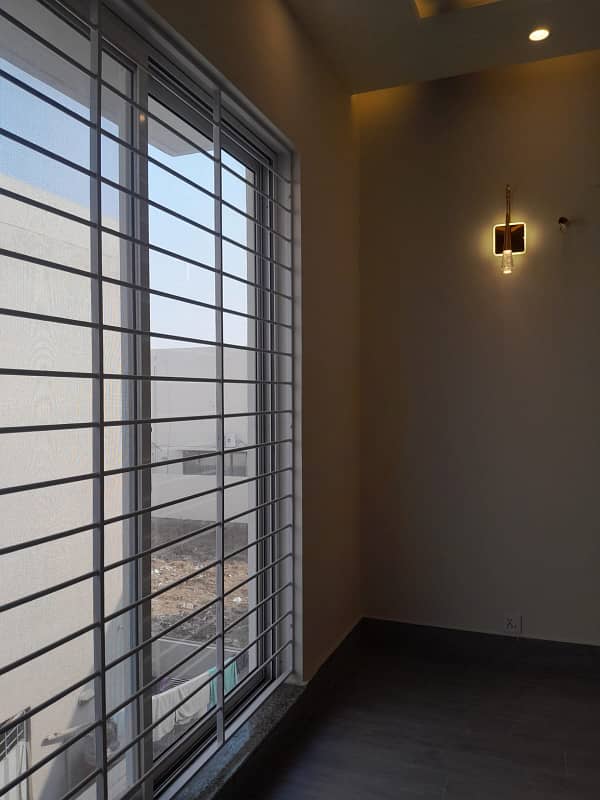 1 Kanal Brand New Upper Portion With Separate Entrance For Rent In Phase 6 DHA Lahore 11