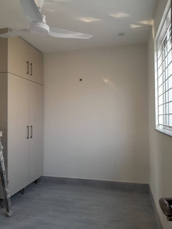 1 Kanal Brand New Upper Portion With Separate Entrance For Rent In Phase 6 DHA Lahore 23