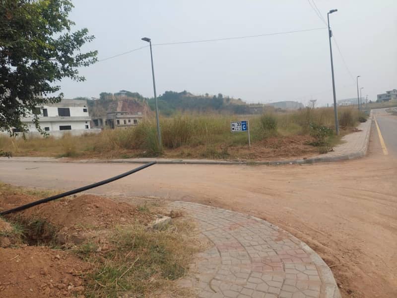 PLOT FOR SALE IN SECTOR -C, DHA PHASE 5, ISLAMABAD 1