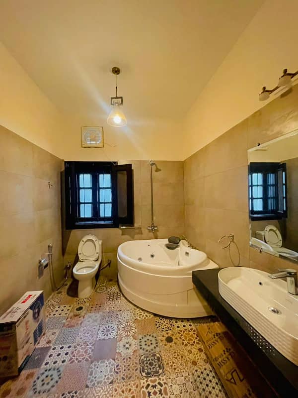 2 Kanal Full House For Rent In DHA Phase 3 Lahore . 3