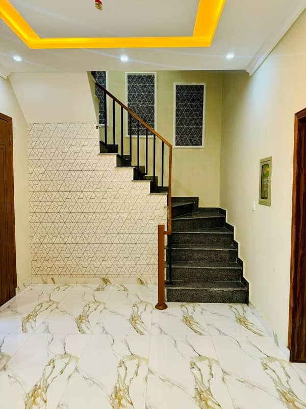 Gorgeous Corner 5 Marla House For Sale Available In Park View City - Jade Extension Block 11