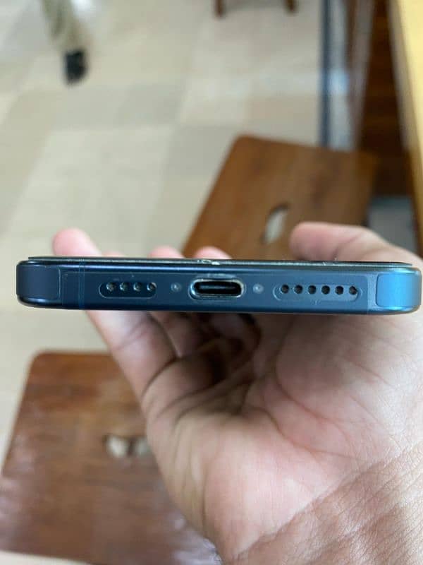 i phone 15 pro max jv physical+e sim 4