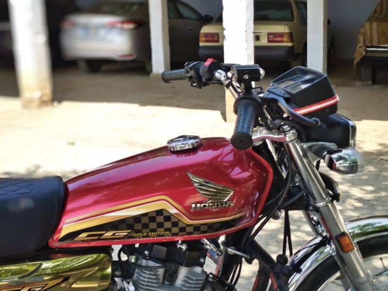 Honda 125 gold edition. 03418999639 2