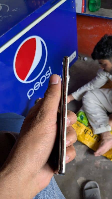 Tecno spark 20 pro plus 2