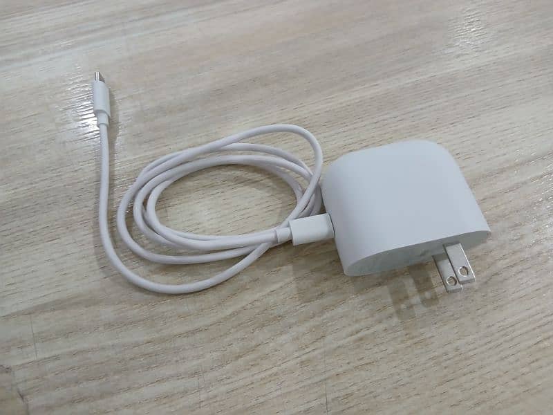 Google pixel 9pro XL 45w charger cable 100% original guarantee 1