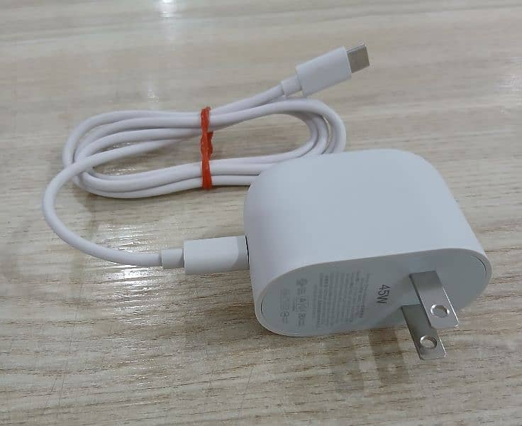 Google pixel 9pro XL 45w charger cable 100% original guarantee 3