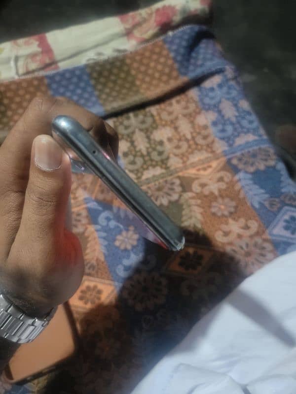 Oppo Reno 6 PTA Approved with All accessories 4