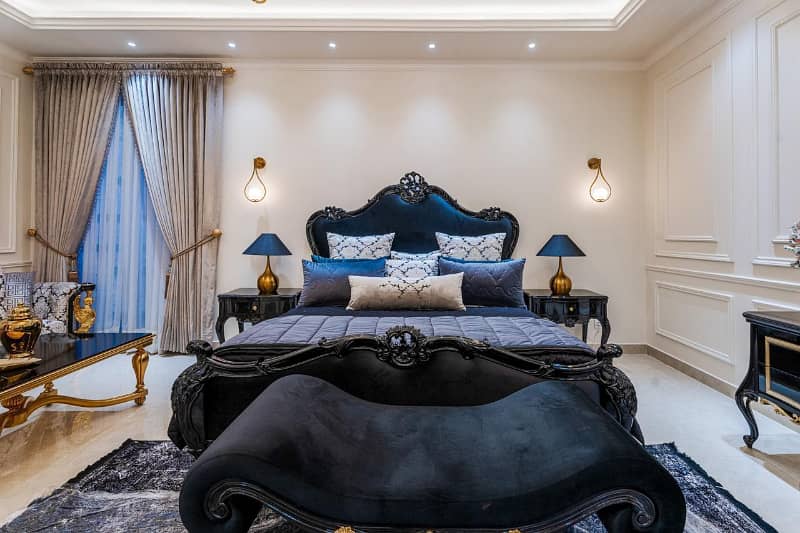DHA Phase 5, 01 Kanal, 05 Bed, Fully Furnished Luxurious House With Basement For Sale. 24