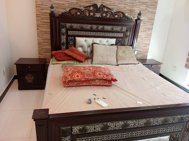 DHA Phase 3, 01 Kanal, 03 Bed, Fully Furnished Upper Portion For Rent. 0