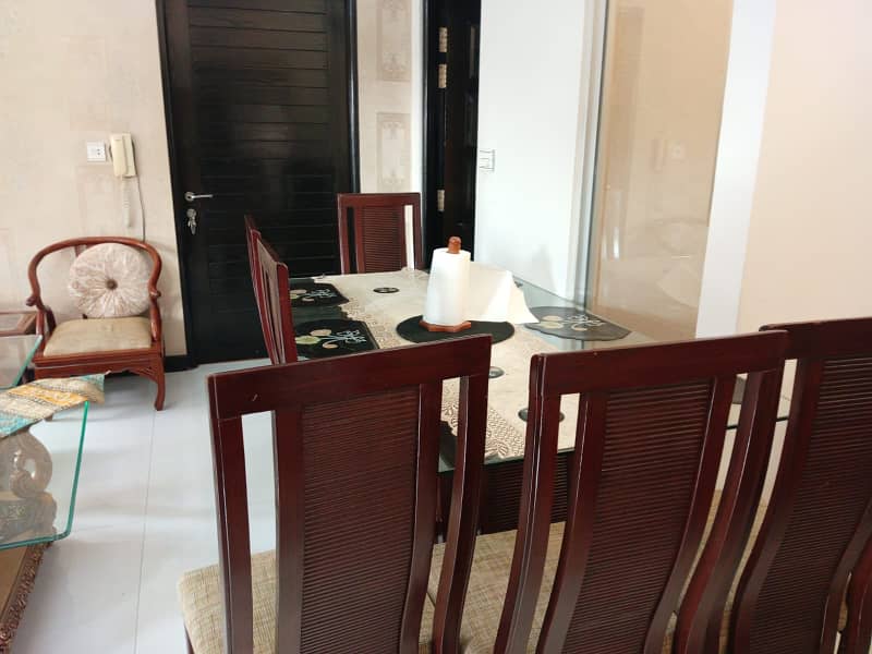 DHA Phase 3, 01 Kanal, 03 Bed, Fully Furnished Upper Portion For Rent. 8