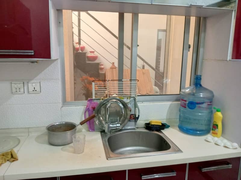 DHA Phase 3, 01 Kanal, 03 Bed, Fully Furnished Upper Portion For Rent. 10