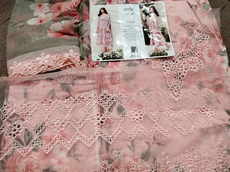 printed lawn suit shirt  trouser Chiffon dupatta Whatsapp 03293779436 9