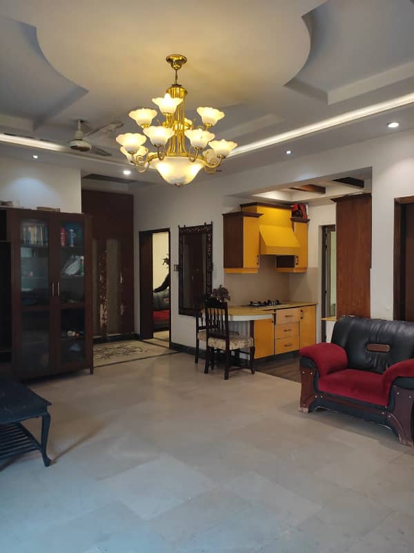 DHA Phase 3, 01 Kanal, 03 Bed, Semi Furnished Upper Portion For Rent. Ac Installed 0