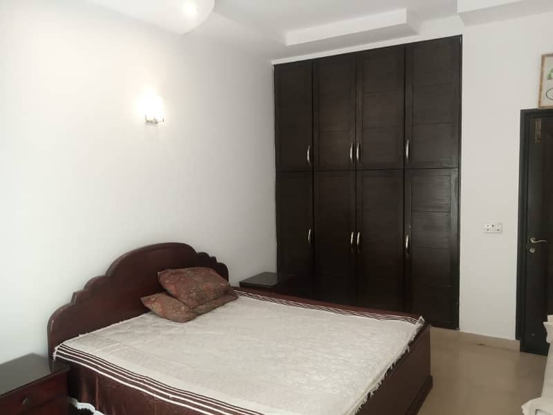 DHA Phase 4, 01 Kanal, 01 Bed, For Rent 1