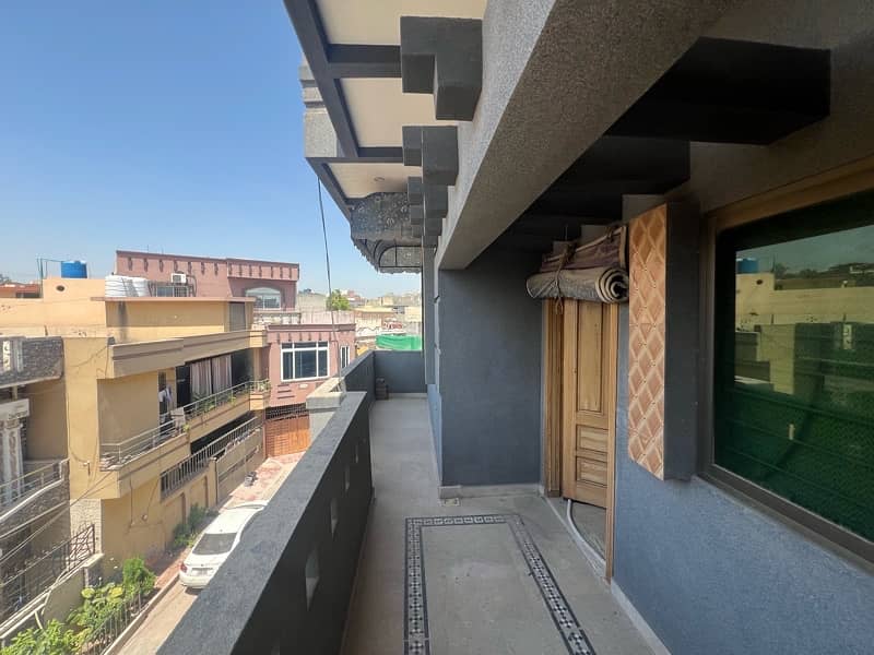 5 Marla Used House For Sale 10